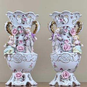 Capodimonte Vase Set, Figurines and Flowers Rare