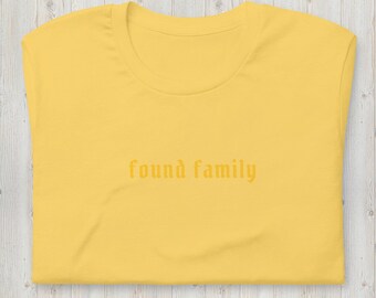 Found family (book tropes) t-shirt // bookish t-shirt, book tropes, bookish merch
