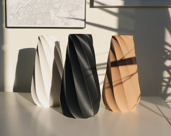 SARNIA - Dried Flower Vase - Minimalist Aesthetic Eco-friendly Home Décor