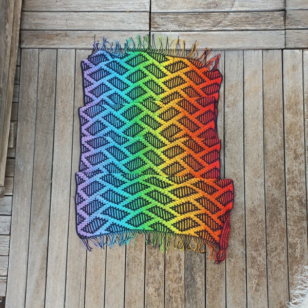Mosaik Gehäkeltes geometrisches Muster Regenbogen von Jos Campaner
