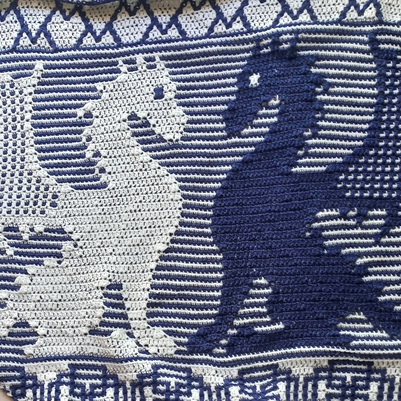 Mosaic crochet patttern dragons by Jos Campaner