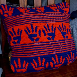 Manos de pintura crochet o ganchillo mosaico, grafico