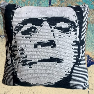 Mosaic crochet pattern design Frankenstein by Jos Campaner