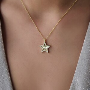 Collar con símbolo de estrella de piedras preciosas, colgante de estrella con dije de estrella, joyería natural, regalo para mamá, esposa, novia, mamá, madre, pequeña inicial para el Día de la Madre.