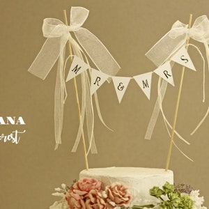 Baner na tort weselny Mr & Mrs, rustykalny topper na tort weselny, spersonalizowany chorągiewka na tort, spersonalizowany topper na tort weselny, girlanda na tort, topper na deser