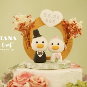 duck wedding cake topper,bride and groom cake topper,handmade couple cake topper,custom wedding cake topper,birthday cake topper,anniversary