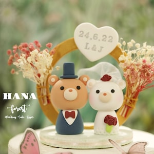 bear wedding cake topper,bride and groom cake topper,handmade couple cake topper,custom wedding cake topper,birthday cake topper,anniversary