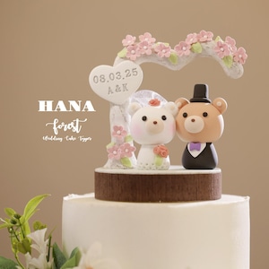 bear wedding cake topper,bride and groom cake topper,handmade couple cake topper,custom wedding cake topper,birthday cake topper,anniversary