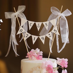 Initials date wedding cake topper,Just Married Wedding Cake Banner,Rustic wedding Cake topper,Custom Cake Bunting,Cake Garland,pie topper