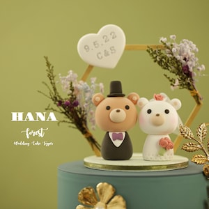 bear wedding cake topper,bride and groom cake topper,handmade couple cake topper,custom wedding cake topper,birthday cake topper,anniversary