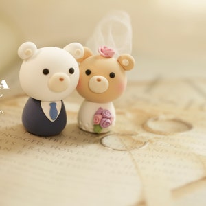 bear wedding cake topper,bride and groom cake topper,handmade couple cake topper,custom wedding cake topper,birthday cake topper,anniversary