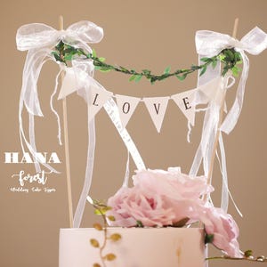 LOVE Wedding Cake Banner, Rustykalna ozdoba na tort weselny, Niestandardowe chorągiewki na tort, Spersonalizowana ozdoba na tort weselny, Girlanda na tort, ozdoba na deser