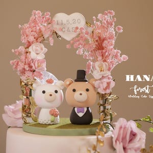 bear wedding cake topper,bride and groom cake topper,handmade couple cake topper,custom wedding cake topper,birthday cake topper,anniversary