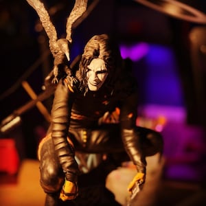 The Crow 10&quot; Unpainted Version (4K Highly Detailed) (NOT ASSEMBLED)