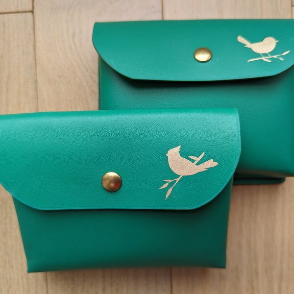 Petites pochettes en cuir aux couleurs de l'été faites à la main