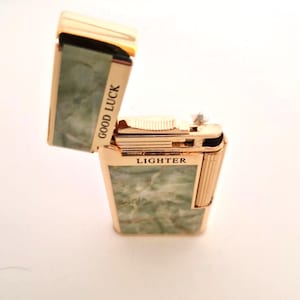 Vintage lighter/ lighter mottled green with gold /collector&#39;s lighter/