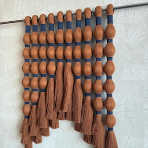 Handmade Macrame Wall Hanging – 50x75 cm Boho Wall Decor, Woven Fiber Art, Earthy Tones, Modern Tapestry for Living Room or Bedroom