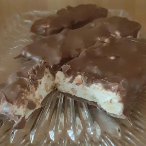 Marshmallow Delux Erdnuss Caramel Schoko