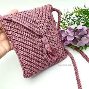 Crochet Pattern in English Chevron Crossbody Phone Bag Purse 2 Sizes for Beginners Summer Fall Winter Spring Crochet Tutorial Gift Idea