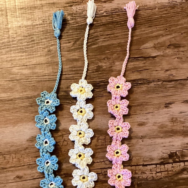 Crochet Pattern Bookmark Floral Crochet Pattern for Beginners Gift for Teacher Mother Easy Vintage Crochet Pattern Photo Tutorial Flower DiY