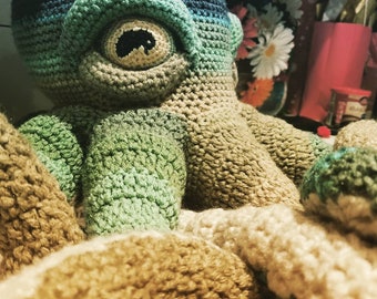 CUSTOM MADETO ORDER, Seafoam the Octopus, crochet octopus, amigurumi stuffed toy