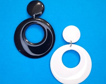 Black/White 60s Retro Circle Earrings: Mix & Match Mid Century Mod Hoops