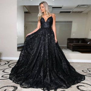 Black Sparkly Bridal Dress with Pleated Waist Belt & Spaghetti straps, Tulle Black Corset Prom Dress, Black Wedding Dress, Gothic Ballgown
