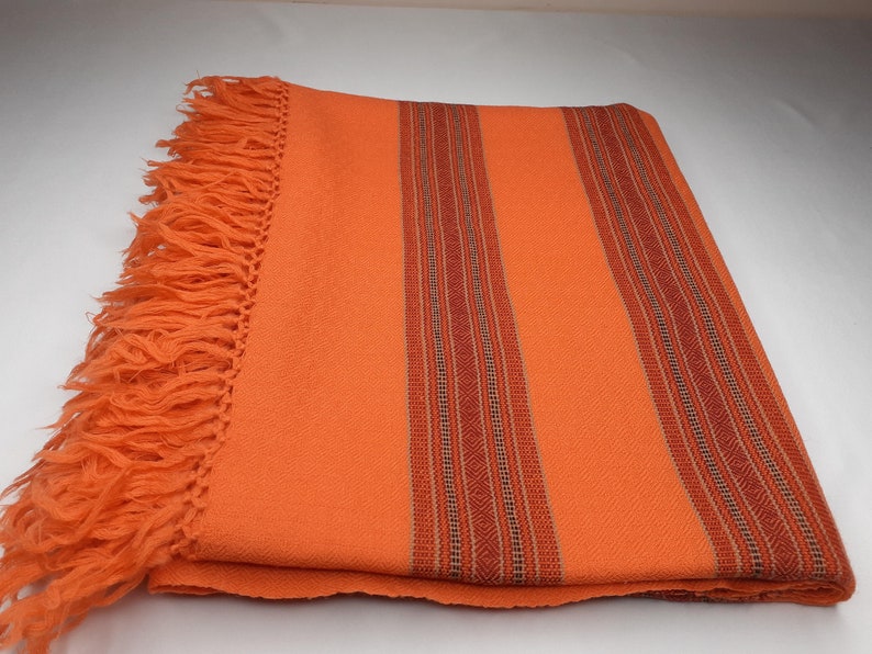 Handwoven Orange Pure Himalayan Sheep Wool Meditation Shawl,Himalayan Prayer Blanket,Kullu Shawl,Ethnic Indian Shawl,Wool Prayer Wrap Bild 6