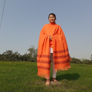 Handwoven Orange Pure Himalayan Sheep Wool Meditation Shawl,Himalayan Prayer Blanket,Kullu Shawl,Ethnic Indian Shawl,Wool Prayer Wrap Bild 3