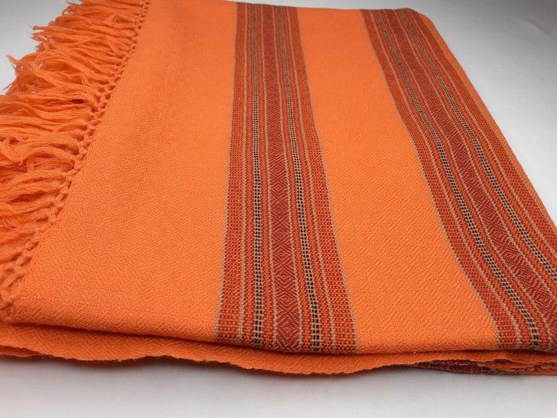 Handwoven Orange Pure Himalayan Sheep Wool Meditation Shawl,Himalayan Prayer Blanket,Kullu Shawl,Ethnic Indian Shawl,Wool Prayer Wrap Bild 7