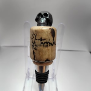 Halloween: Black Skull Wine Stopper with Lightning Accent