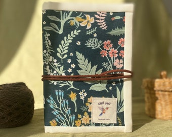 Floral Canvas Knitting Needle Organizer: Travel Crochet Hook Bag