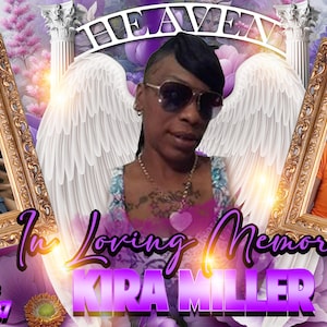 Può includere: In memoria affettuosa di Kira Miller. Un'immagine commemorativa con due foto incorniciate di una donna, circondate da fiori viola e ali d'angelo bianche. Il testo "In loving memory" e "Kira Miller" è visualizzato in grassetto, con lettere rosa. Le date "08-07-1987" e "02-25-2023" sono visualizzate sotto le foto, etichettate come "Sunrise" e "Sunset".