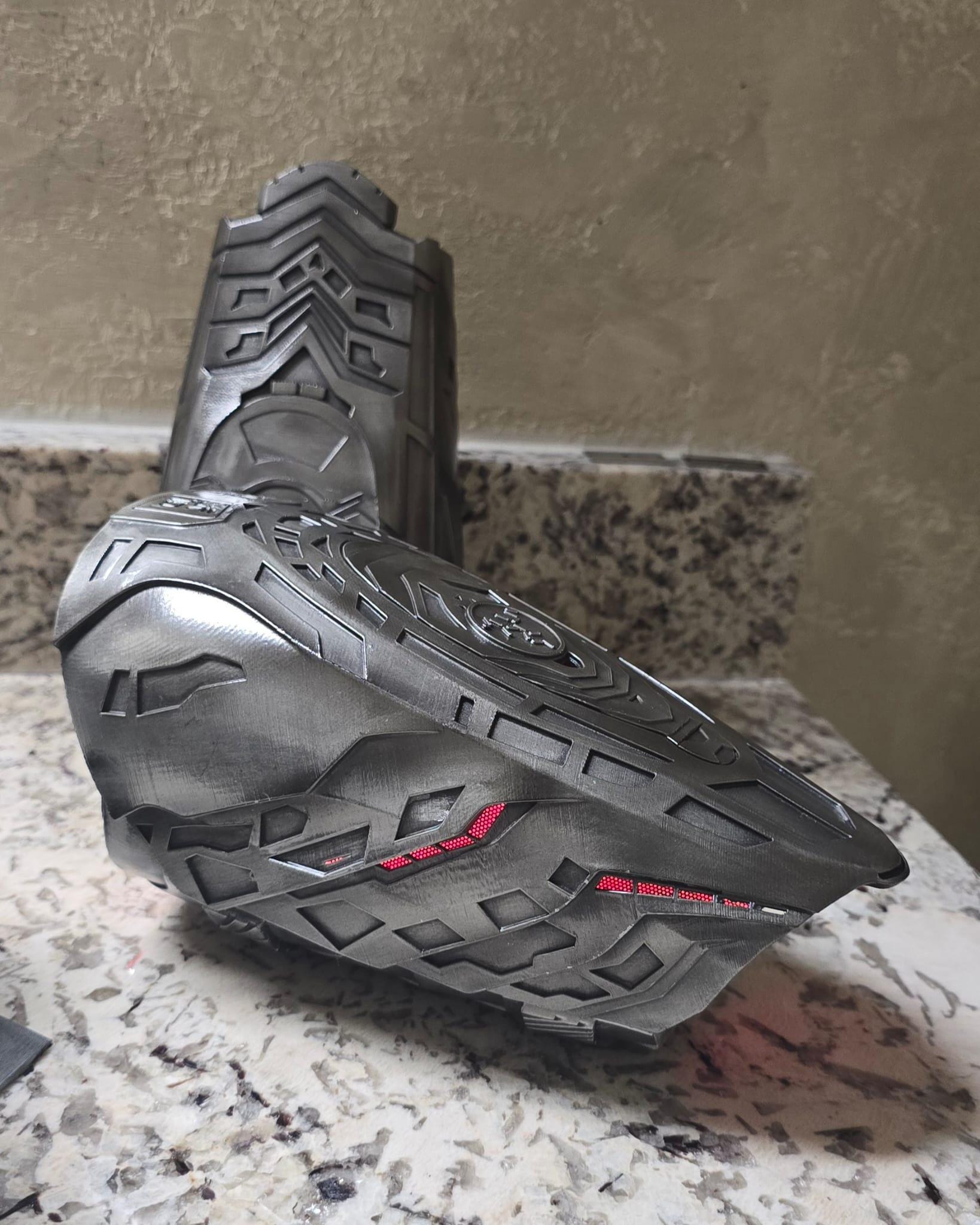 Predator Badlands Deks Gauntlets With Led Lights - High Quality