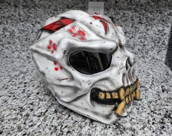 Predator SKULL HELMET Motorcycle Helmet . DOT Approved ( large )