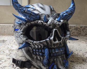 Casco de moto personalizado con calavera de demonio y luces LED - Alta calidad - Homologado por el DOT