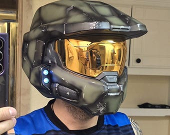 HALO Master Chief Deluxe Helm - LED-Lichter auf jeder Seite - Collier Schaden Cosplay