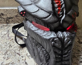 PREDATOR HELMET - High Quality