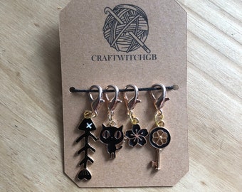 Goth cat Enamel stitch marker set, stitch markers, knitting stitch markers, crochet stitch markers. Crochet gifts, knitting gifts