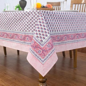 Tovaglia rosa indaco stampata a mano in 100% cotone, motivo floreale Butti Jaal, stile boho rustico, regalo inaugurazione compleanno