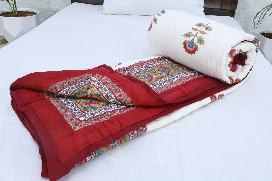 Red Razai Red and White Floral Hand Block Printed Cotton Quilts for Single Bed ...