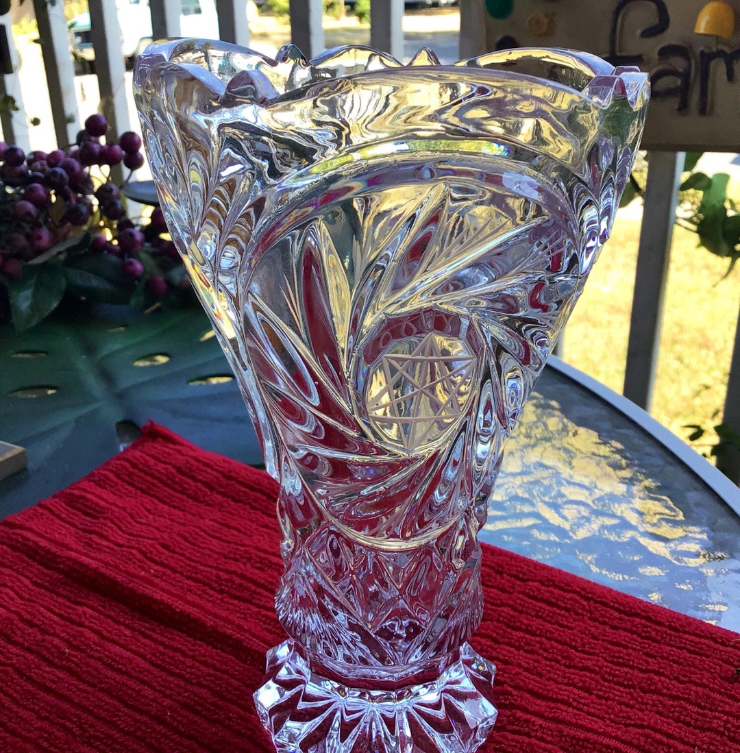 Vintage Crystal Vase, Pinwheel Crystal Vase, Vintage Crystal Vase