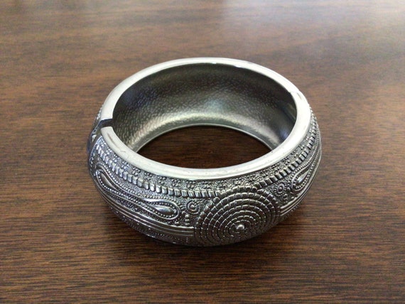Vintage Silver Metal Cuff Bracelet, Boho Style Ba… - image 3