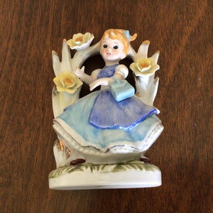 Pretty Little Girl Figurine, Ceramic Little Girl Figurine, Vintage Girl Knick Knack, Decorative Little Girls Figurine, Unique Girl Knick
