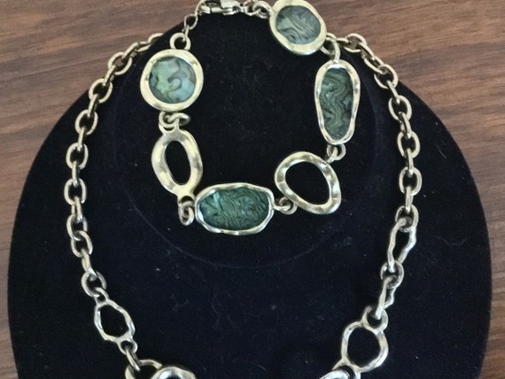 Chunky Green Jewelry Set with Necklace, Bracelet … - image 3
