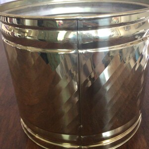 Brass Flower Container, Vintage Brass Flower Pot, Inside Brass Planter, Shiny Ribbed Brass Planter, Brass Home Decor, Housewarming Gift,