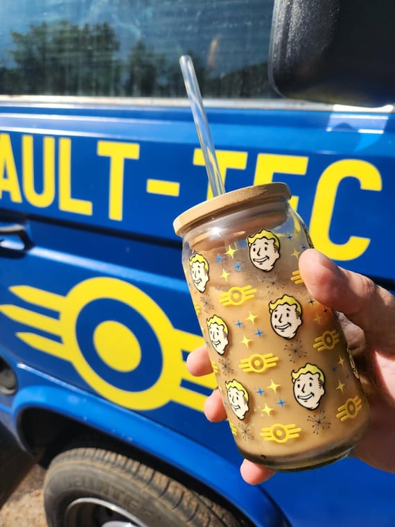 Fallout Inspired Sipper Glass, 16oz, Perfect for Gamers, Unique Gift, Summer Hydration