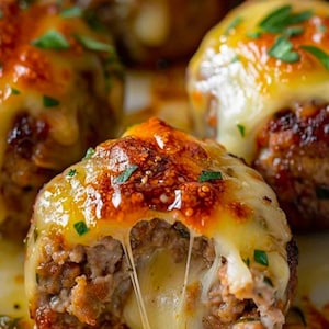 Receita de almôndegas com queijo em PDF - Ideia fácil para o jantar - Almôndegas suculentas de carne com queijo derretido - Download instantâneo - Refeição favorita da família