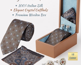 Luxus-Geschenkset für Herren - Krawatte aus 100% italienischer Seide, Einstecktuch und elegante Manschettenknöpfe aus Kristall in Premium-Holz- oder Kartonbox