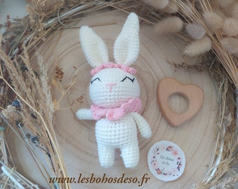 Peluche doudou amigurumi lapin